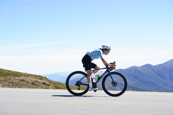 Sabrina Peng riding in SOOMOM kit