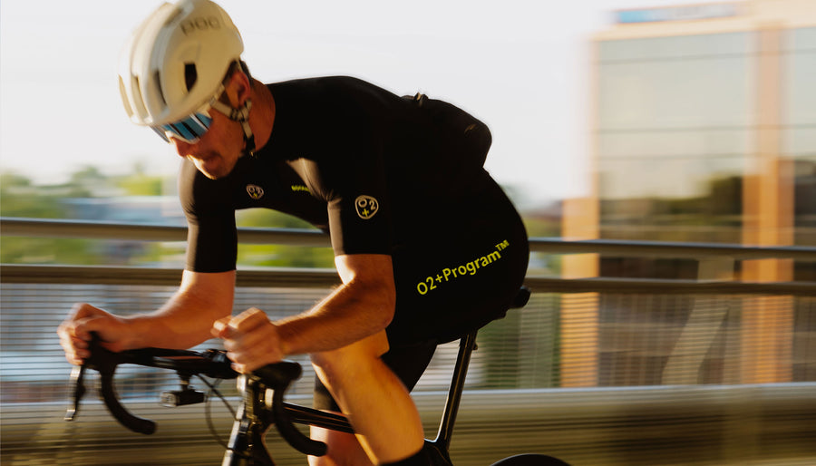 02-Cycling-mens-jersey-web-banner.jpg__PID:d5841715-5429-408f-a2c7-6a6011d4d57f