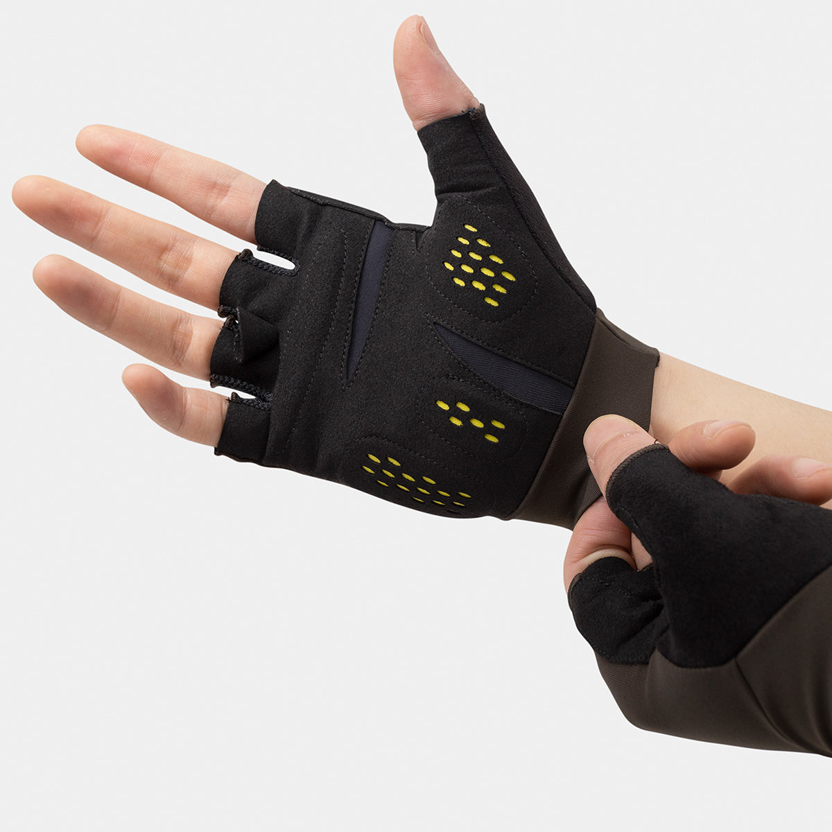 Base Classic Mitts - Brown